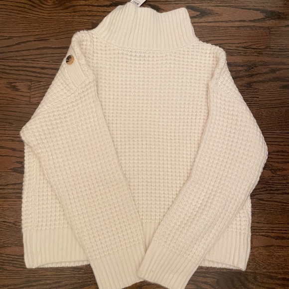 Ann Taylor Button Neck Cream Sweater - Brand New - Large - Picture 5 of 5